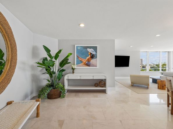 44 Cocoanut Row 510/511 B, Palm Beach FL 33480