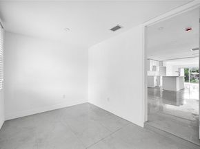 127 NE 8th St, Pompano Beach FL 33060