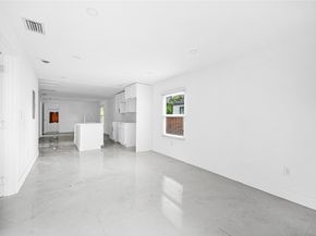 127 NE 8th St, Pompano Beach FL 33060