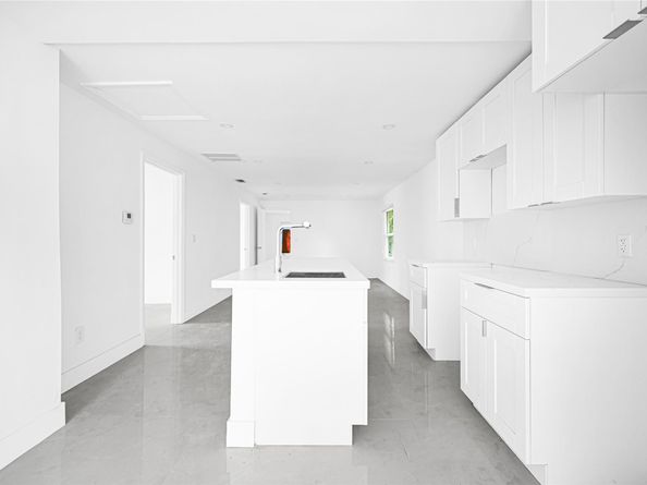 127 NE 8th St, Pompano Beach FL 33060