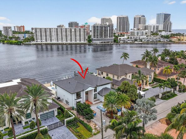 2533 Aqua Vista Blvd, Fort Lauderdale FL 33301