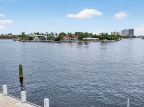2533 Aqua Vista Blvd, Fort Lauderdale FL 33301
