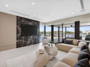 2533 Aqua Vista Blvd, Fort Lauderdale FL 33301