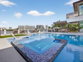 2533 Aqua Vista Blvd, Fort Lauderdale FL 33301