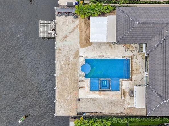 2533 Aqua Vista Blvd, Fort Lauderdale FL 33301
