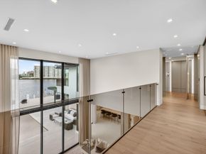 2533 Aqua Vista Blvd, Fort Lauderdale FL 33301