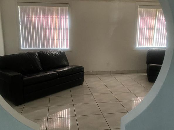 3001 NW 8th Pl, Fort Lauderdale FL 33311