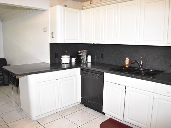 3001 NW 8th Pl, Fort Lauderdale FL 33311