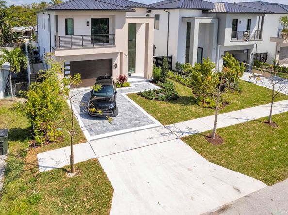 235 NE 11th Street, Delray Beach FL 33444