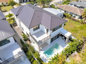 235 NE 11th Street, Delray Beach FL 33444