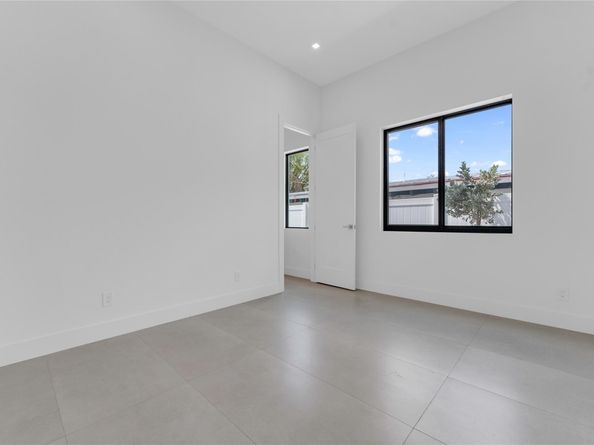 235 NE 11th Street, Delray Beach FL 33444