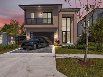 235 NE 11th Street