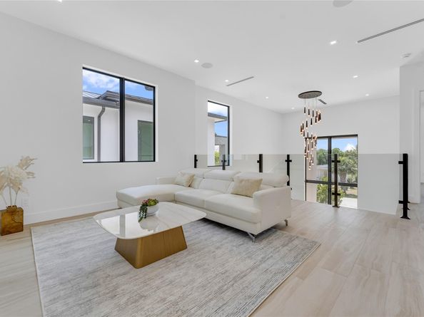 235 NE 11th Street, Delray Beach FL 33444