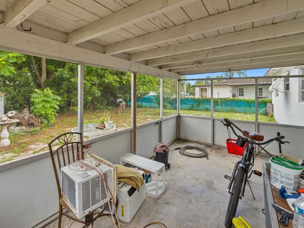 5348 NE 1st Ter, Fort Lauderdale FL 33334