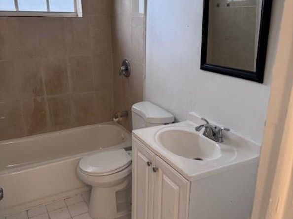5902 SW 26th Ter, West Park FL 33023