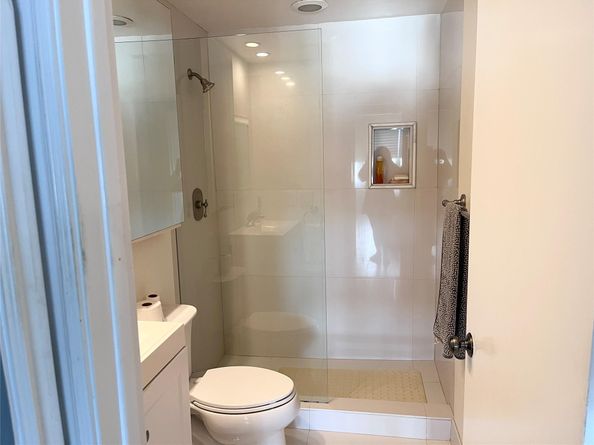 3200 NE 36 512A, Fort Lauderdale FL 33308