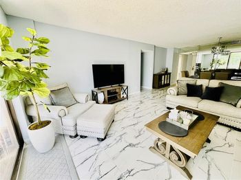 2500 Parkview Dr