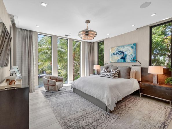 1 Royal Palm Dr, Fort Lauderdale FL 33301