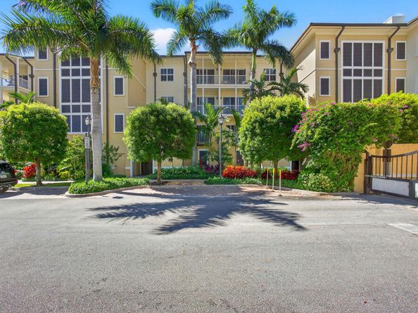 3940 N Flagler Drive 403, West Palm Beach FL 33407