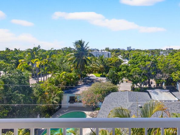 3940 N Flagler Drive 403, West Palm Beach FL 33407