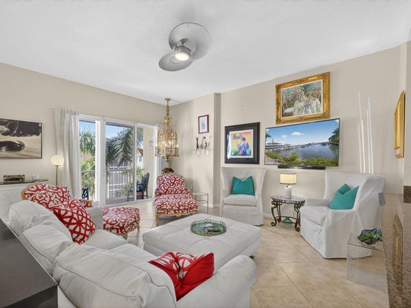3940 N Flagler Drive 403, West Palm Beach FL 33407