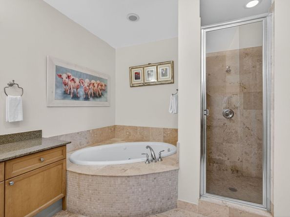 3940 N Flagler Drive 403, West Palm Beach FL 33407