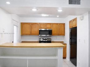 9150 NW 38th Drive 110, Coral Springs FL 33065