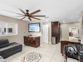 873 NW 70th Way, Margate FL 33063