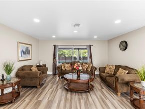 873 NW 70th Way, Margate FL 33063