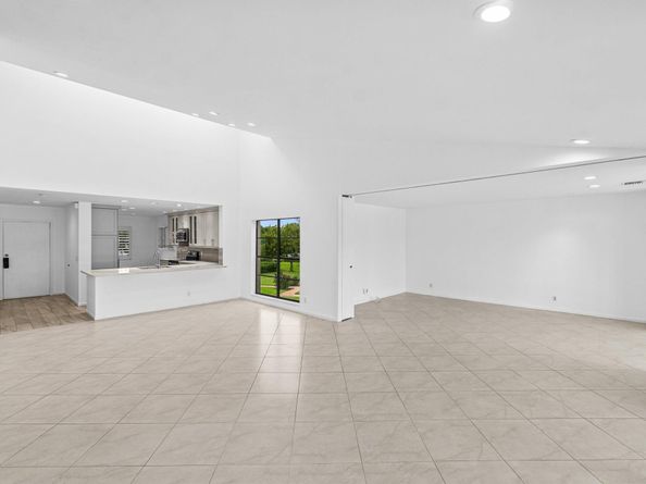 23 Eastgate Drive B, Boynton Beach FL 33436