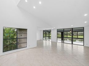 23 Eastgate Drive B, Boynton Beach FL 33436