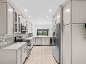 23 Eastgate Drive B, Boynton Beach FL 33436