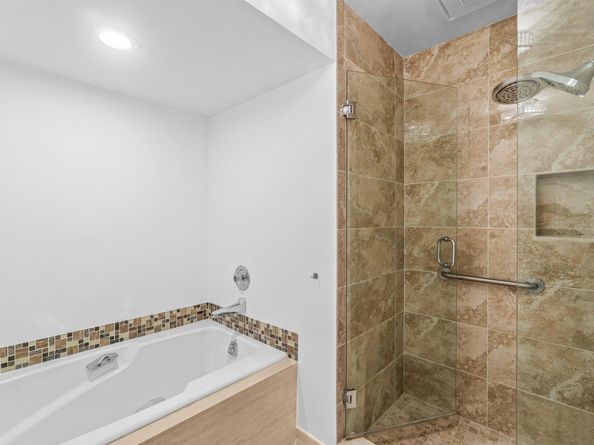 23 Eastgate Drive B, Boynton Beach FL 33436