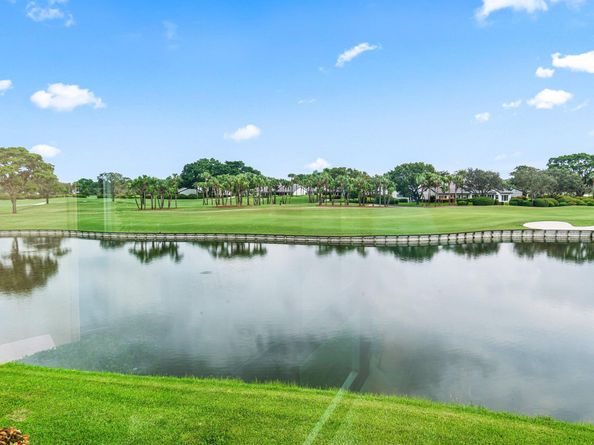 23 Eastgate Drive B, Boynton Beach FL 33436