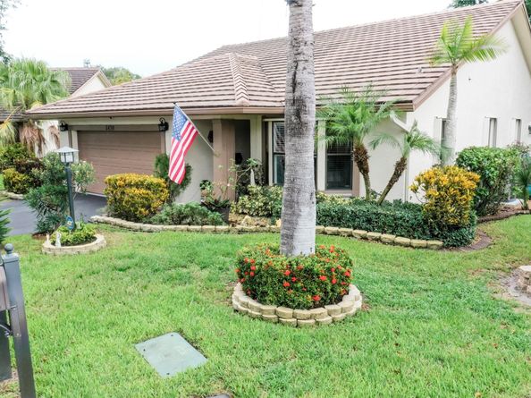 1450 Lakeview Cir, Coral Springs FL 33071