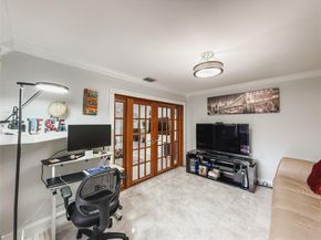 1450 Lakeview Cir, Coral Springs FL 33071