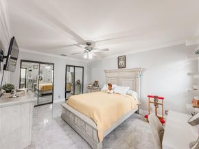 1450 Lakeview Cir, Coral Springs FL 33071