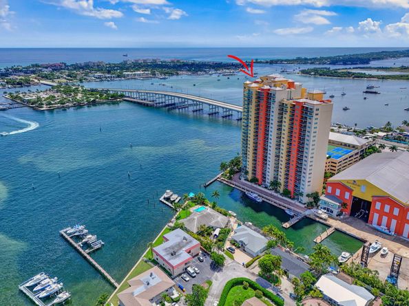 2640 Lake Shore Drive 2115, Riviera Beach FL 33404