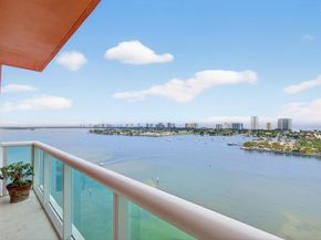 2640 Lake Shore Drive 2115, Riviera Beach FL 33404