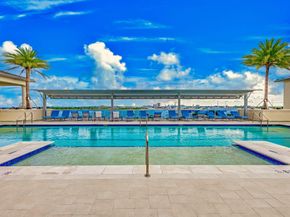 2640 Lake Shore Drive 2115, Riviera Beach FL 33404
