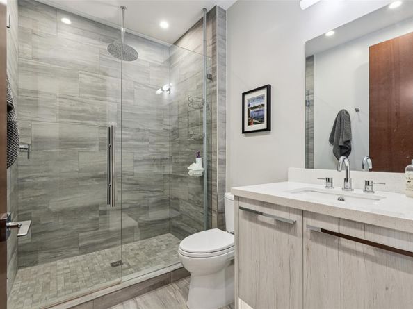 161 Isle Of Venice Dr 303, Fort Lauderdale FL 33301