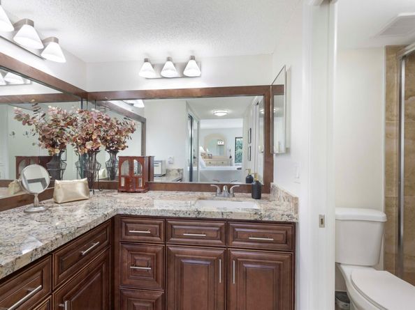 11090 Green Lake Drive 201, Boynton Beach FL 33437