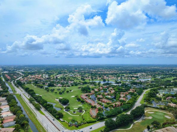 11090 Green Lake Drive 201, Boynton Beach FL 33437