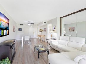 11090 Green Lake Drive 201, Boynton Beach FL 33437