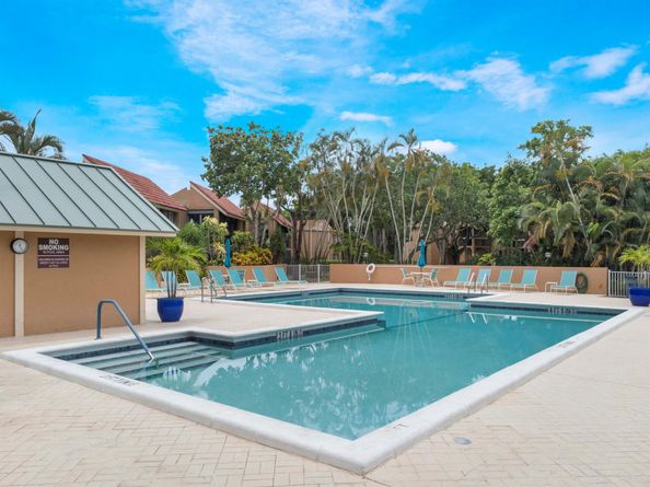 11090 Green Lake Drive 201, Boynton Beach FL 33437