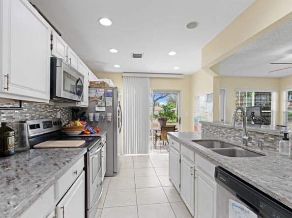 5302 Sapphire Valley, Boca Raton FL 33486