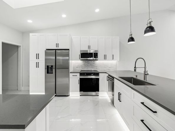 6078 Sunny Pointe Circle, Delray Beach FL 33484