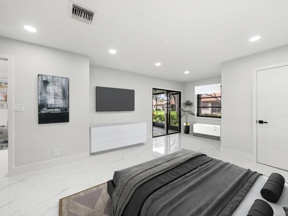 6078 Sunny Pointe Circle, Delray Beach FL 33484