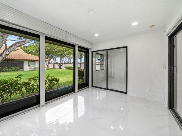 6078 Sunny Pointe Circle, Delray Beach FL 33484