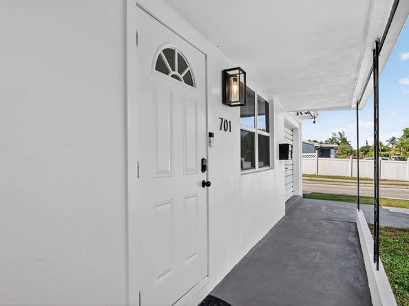 701 S D Street, Lake Worth Beach FL 33460